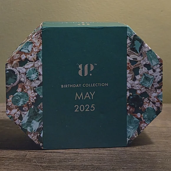 Gold and Green Pendant Necklace by BP - Picture 3 of 4